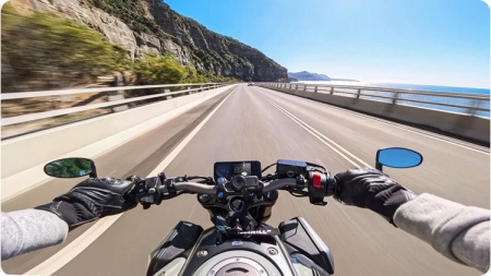 Insta360 Helmet Chin Mount 2.0