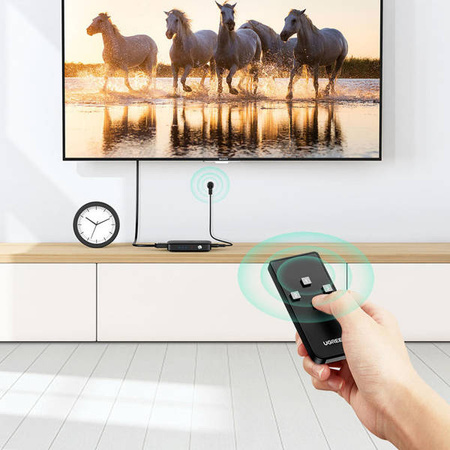 Przełącznik Switch UGREEN CM332 3w1 HDMI 1.4 4K 30 Hz (czarny)