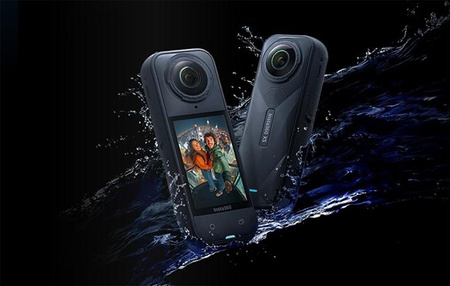 Insta360 X5 Essentials Bundle