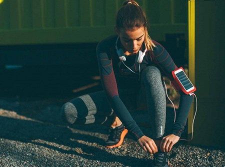 iDance Armband AB100 - sports armband for a smartphone for running