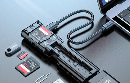 Wielofunkcyjny czytnik kart Budi USB-C 3.0